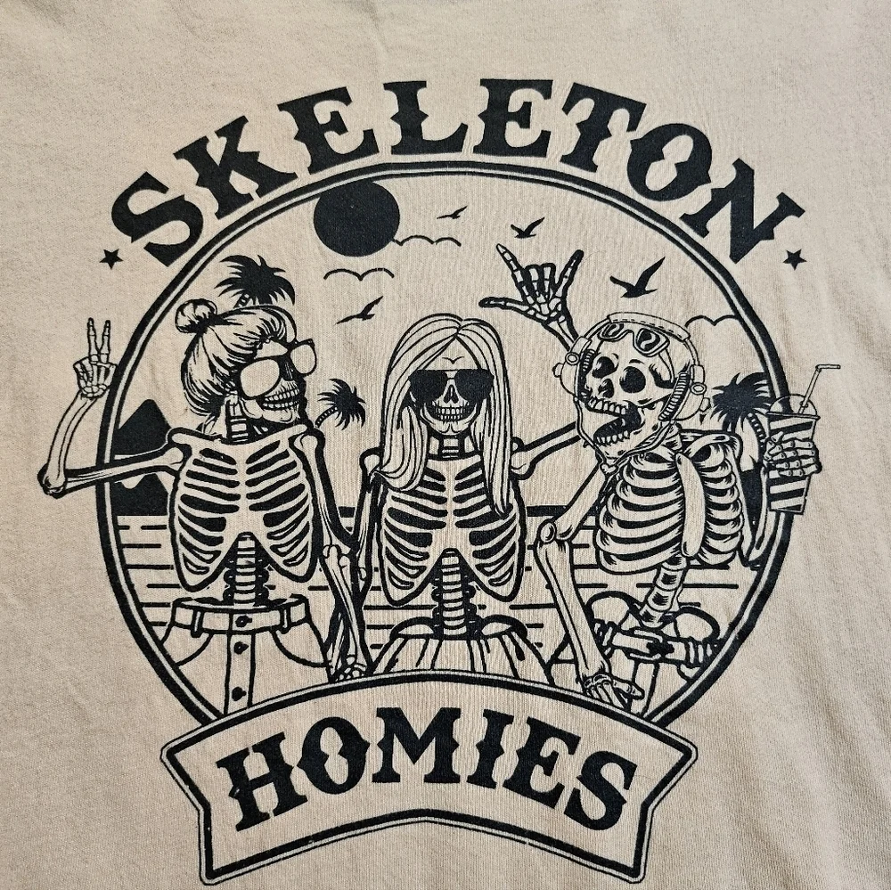 Skeleton Homies Peach Graphic Cropped Top